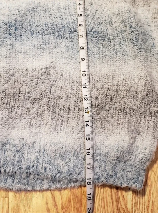 Wild Fable Women's Sweater Size: XL Fuzzy - Picture 5 of 10